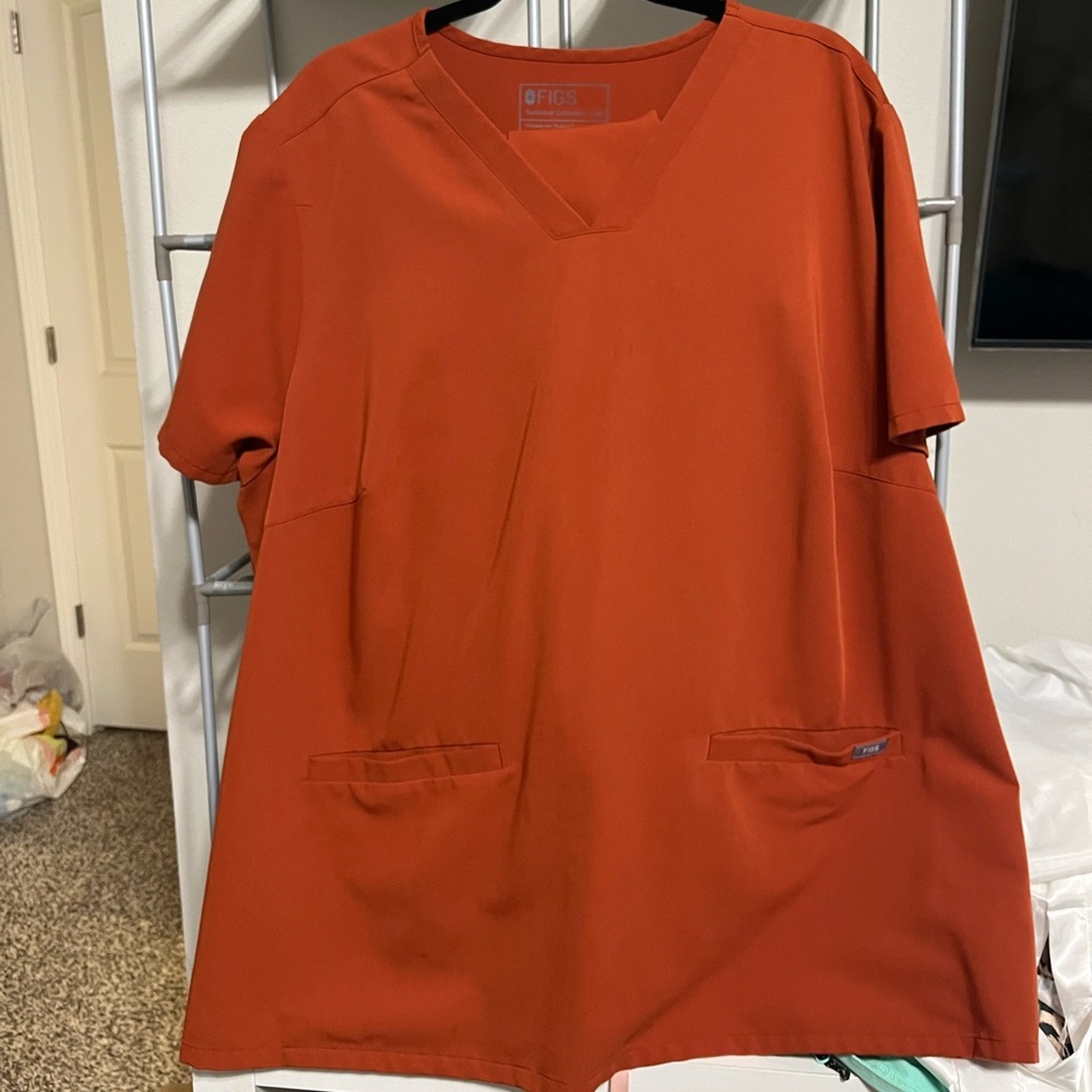 FIGS 5X auburn scrubs set